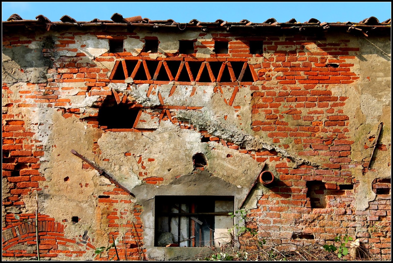 dogana del capannone Ponte Buggianese Italia.it