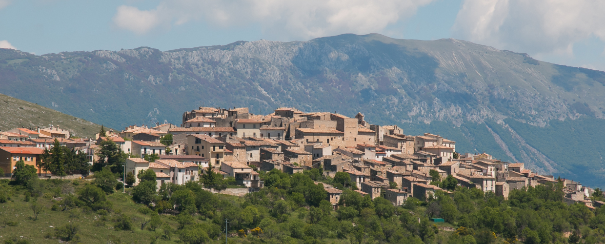 Castelvecchio Calvisio, village in Abruzzo - Italia.it