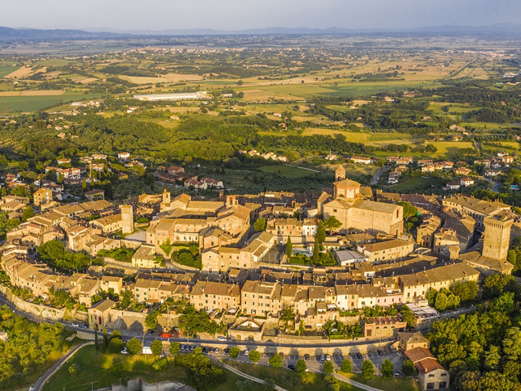 Lucignano village in Tuscany things to do Italia.it