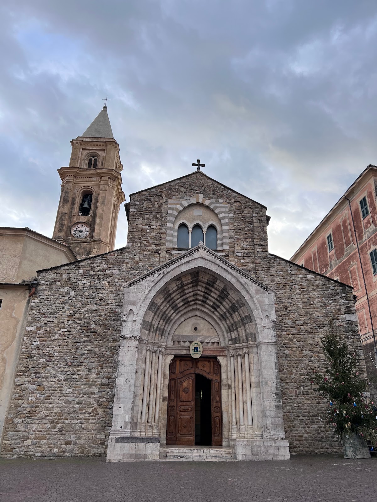 Santa María De La Asunción, Ventimiglia - Italia.it