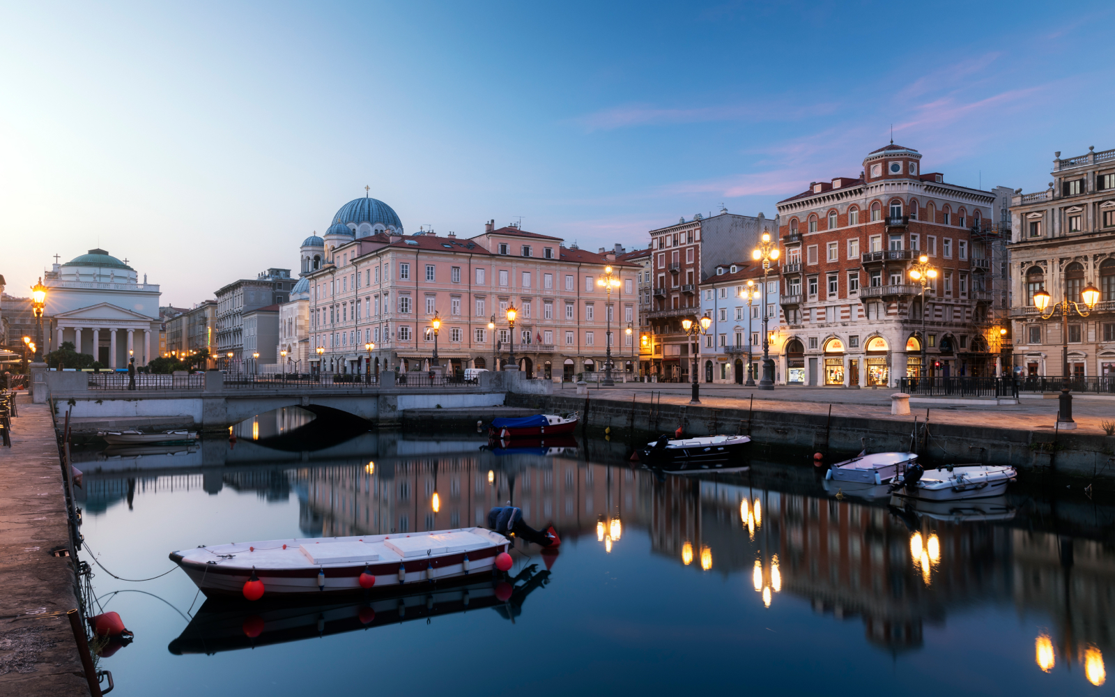 Trieste: itinerario imperiale tra storia e arte 