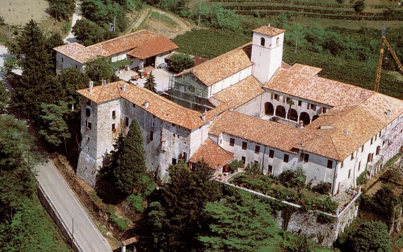 Veduta aerea dell’abbazia di Rosazzo