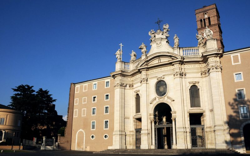 Intorno a S. Croce in Gerusalemme