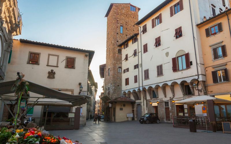 Scorcio della piazzetta San Pier Maggiore