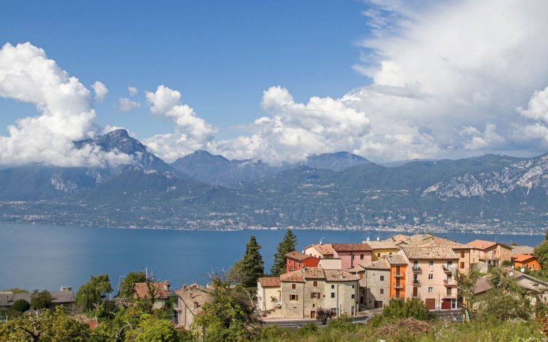 San Zeno di Montagna, Balcone del Lago di Garda